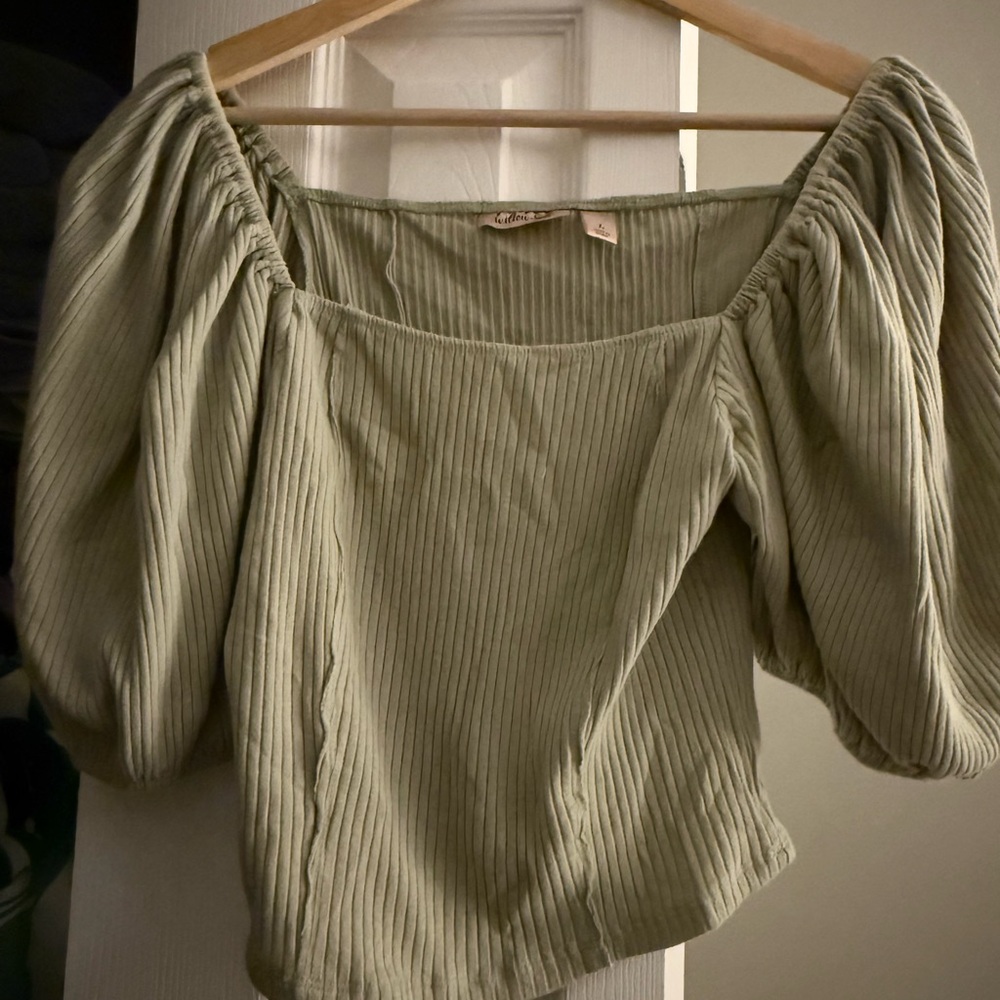 Willow Green Puff Sleeve Crop Blouse